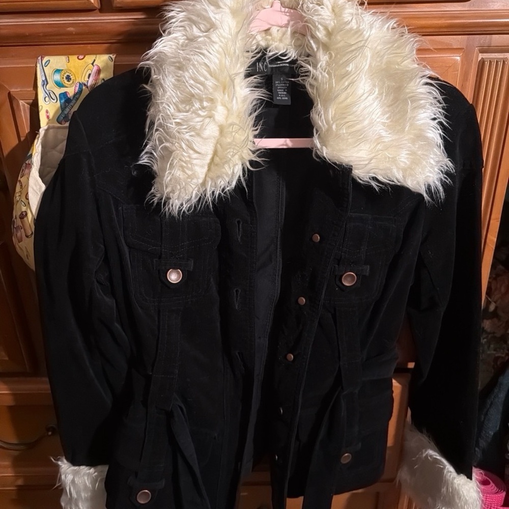 INC International Concepts Black Teddy Jacket with Cream Faux Fur